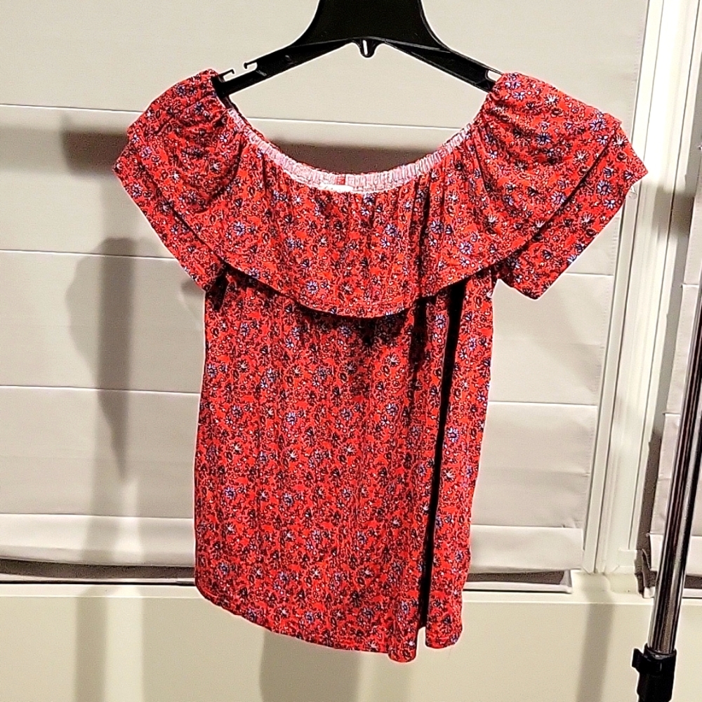 Maurices Red Floral Off the Shoulder top Medium